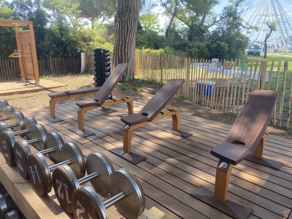Usinage bois et finition haut de gamme pour agrès sportif salle de sport
