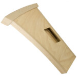 Caisson d’accoudoir en bois massif et contreplaqué. Caisson d’accoudoir en bois massif et contreplaqué.