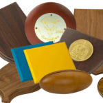 Écussons et trophées. Écussons et trophées.