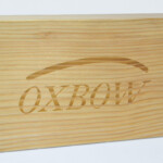 Marquage laser sur rappel de marque en pin de Caroline. Marquage laser sur rappel de marque en pin de Caroline.