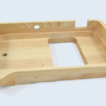 Capot usiné en bois massif pour appareil paramédical. Capot usiné en bois massif pour appareil paramédical.