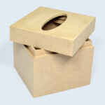 Carcasse bois pour boîte à mouchoirs, réalisée en folding bois. Carcasse bois pour boîte à mouchoirs, réalisée en folding bois.