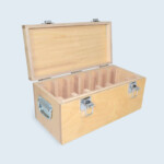 Coffret Industrie avec calages bois pour le rangement de matériel de mesure. Coffret Industrie avec calages bois pour le rangement de matériel de mesure.