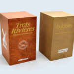 Rappels de marque, cubes à cinq faces avec sérigraphie. Rappels de marque, cubes à cinq faces avec sérigraphie.