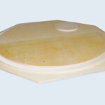 Socle pour machine, 4 plateaux collés et boulonnés (2m x 2m). CP bouleau avec vernis de protection. Socle pour machine, 4 plateaux collés et boulonnés (2m x 2m). CP bouleau avec vernis de protection.