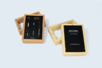 Boîtier bois pour dispositif électronique, réalisation folding en sipo et hêtre massif.
