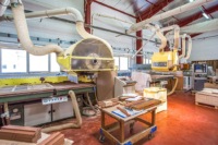 Machines à commande numérique pour l'usinage du bois et des panneaux composites.